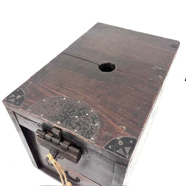 Antique Japanese Zenibako merchant box top