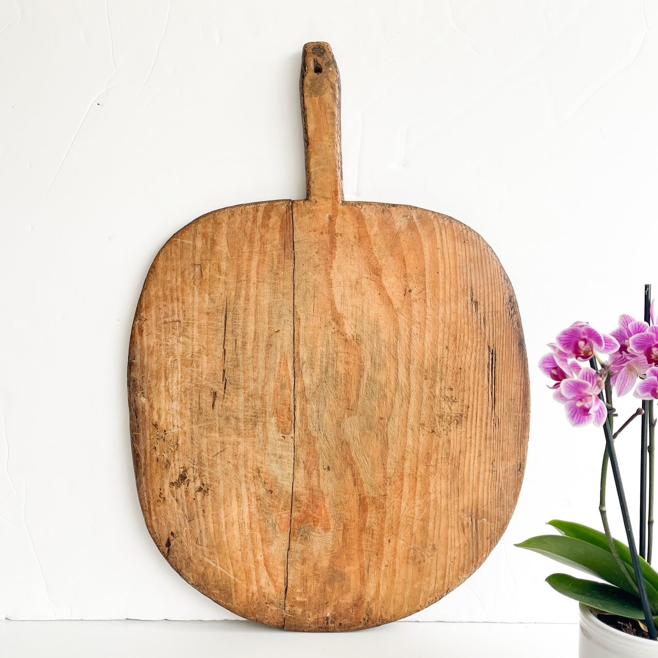 Round wooden pizza board antique